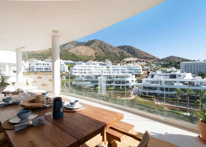 Mara's Higueron West - Scandinavian Luxury - Seaviews & Natural Landscapes *