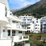 Mara's Higueron West - Scandinavian Luxury - Seaviews & Natural Landscapes