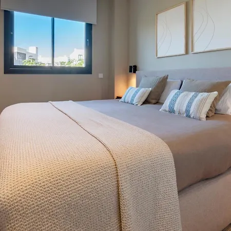 Mara's Higueron West - Scandinavian Luxury - Seaviews & Natural Landscapes