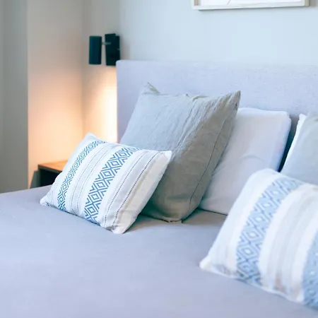 Mara's Higueron West - Scandinavian Luxury - Seaviews & Natural Landscapes