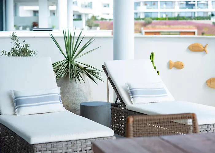 Mara's Higueron West - Scandinavian Luxury - Seaviews & Natural Landscapes Apartment Fuengirola