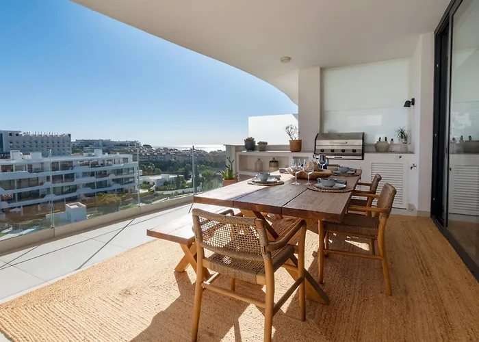 Mara's Higueron West - Scandinavian Luxury - Seaviews & Natural Landscapes *