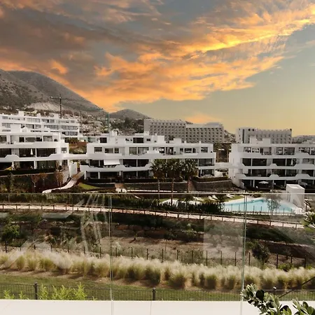 Mara's Higueron West - Scandinavian Luxury - Seaviews & Natural Landscapes Апартаменты Фуэнхирола