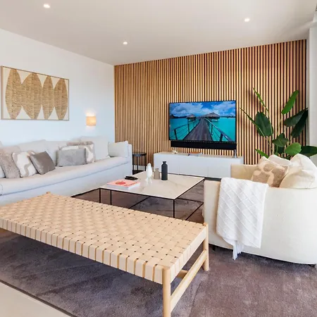 Mara's Higueron West - Scandinavian Luxury - Seaviews & Natural Landscapes Апартаменты *