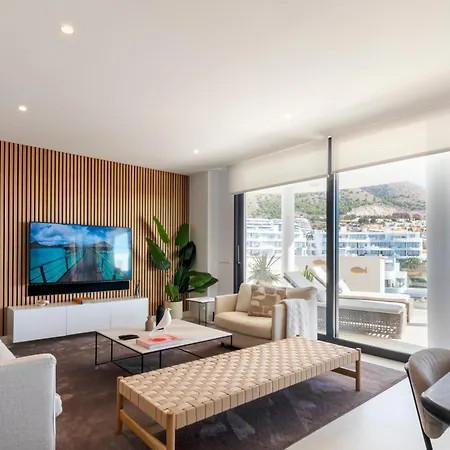 Mara's Higueron West - Scandinavian Luxury - Seaviews & Natural Landscapes דירה *
